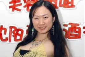 3大过气网红现状：芙蓉姐姐身家上亿，凤姐沦落到给美国人修脚图片