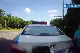 外地出租车“克隆”厦门出租车，偷偷揽客被逮个正着图片
