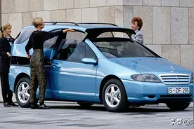 多种样式随意切换，1995年奔驰Vario概念车（VRC）图片