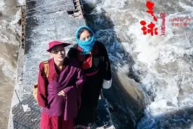 《气球》：女性觉醒的故事，从两个避孕套开始图片
