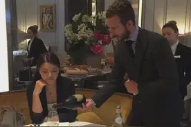 紫金矿业董事长夫人钱冰喝的唐培里侬香槟，来自一段心机婚姻图片