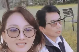 47岁牛莉罕晒富豪老公正脸，被赞似秦汉！可女儿却未遗传优点？图片