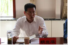 榆林市人民检察院党组书记、代检察长胡立平一行到神木市人民检察院督导检查工作图片