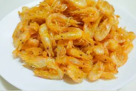 小河虾味道鲜美，怎么做让其可口酥脆，只需一个窍门，简单还好看图片