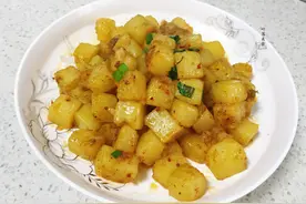 在家也能吃到的街边小食，香辣米豆腐，简单易做软嫩滑爽香辣美味图片