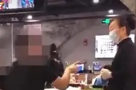 热评丨服务员制止浪费反被呛还免单 对豪横顾客不能一味迁就图片
