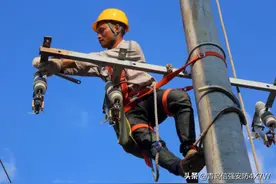 安全大过天！电工必备的绝缘鞋，这么选才正确！（内附注意事项）图片