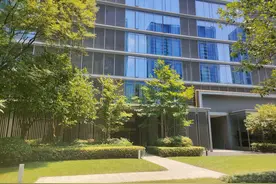 重返杭州保姆纵火案现场：凶宅至今空置，上下层房子仍在售卖；律师称遗产争夺才刚刚开始图片