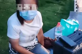 20岁女孩深圳流浪，外卖大叔带她住旅店，女孩：我对你有感情了图片