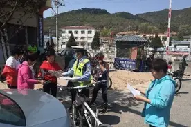【五一我在岗】长治交警“护航”群众平安出行图片