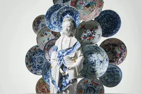 外国人对瓷器是真爱，就连碎掉的东西，也拿来加工成艺术品图片