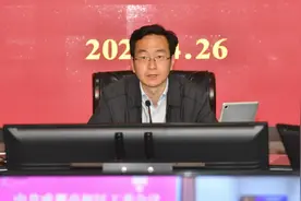 “75后”方存好，当选宜宾市长图片