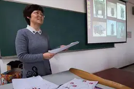 教师职称有望按年限评定，教龄超30年可获职称？老师们却不看好图片