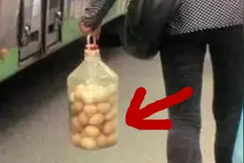 油桶装鸡蛋的小窍门，原理居然在这里，既简单又方便，快告诉家人视频封面