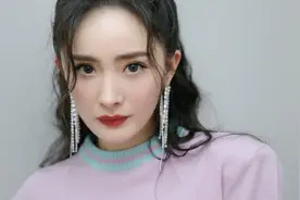 女人涂口红时，牢记这“3不要”，否则再贵的口红也涂不出效果图片