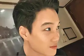 EXO成员金钟仁Vlog，性感开爷上线，无处不在散发魅力的KAI图片