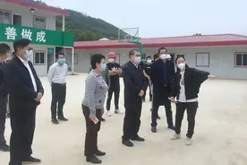 刘为民副市长调研新希望六和江南区生猪全产业链重大项目建设情况图片