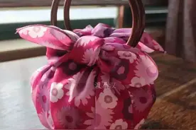 沉甸甸的包裹图片