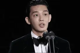 34岁刘亚仁三封影帝！凭《无声》再度获奖，天生当演员的料图片