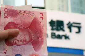 十万块存银行，每年能领到多少呢？多少年后可以翻一倍？图片