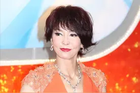 郑裕玲的奇葩情史，巅峰时期错付10年青春，与男星相恋16年终成空图片