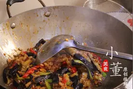 鱼香茄子的家常做法，步骤简单，配方详细，5分钟就学会图片