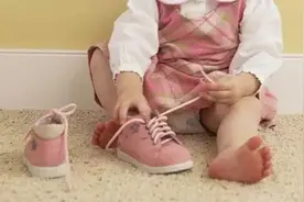宝宝穿过的鞋子可以送人吗？这5种用品最好别送，别人送也要婉拒图片