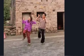跳“曳步舞”的网红农民夫妻：没有团队包装，不想带货赚钱，但最气有人冒名……图片