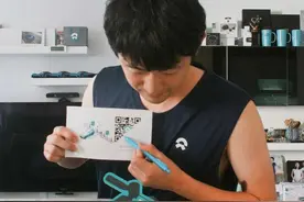 社区超抢手的二维码车贴上新，别再错过！图片