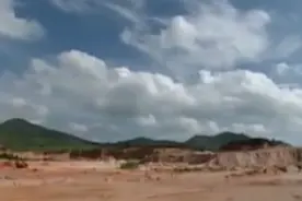 广西工地挖出奇怪巨石，里头藏棺材刻着北斗七星，墓主疑似永历帝图片