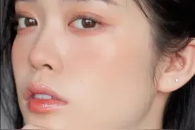 干皮女人化妆时，记住“3要点”，粉底液不再卡粉，底妆也更服帖图片