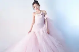 星光大赏红毯！杨幂穿高定一雪前耻，热巴戴王冠变女王成全场最佳图片