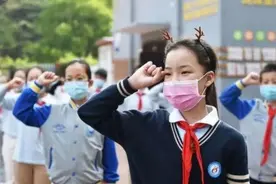 11岁女孩身高168厘米，医生：3种食物是身高“增长剂”，可多吃点图片
