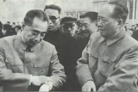 毛主席写给周总理的绝笔诗，忍将夙愿，付与东流？主席的痛何人懂图片