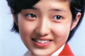 厚唇又个矮的山口百惠，如何成为时代美人？她的变美思路值得学习图片