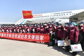 昔我往矣，雨雪霏霏。今我归来，杨柳依依——170名“白衣秦兵”自武汉回陕图片