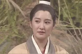 雪梨独自庆祝56岁生日，住所内景曝光，物品摆放杂乱空间狭小图片