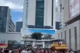 深圳赛格大厦晃动原因图片