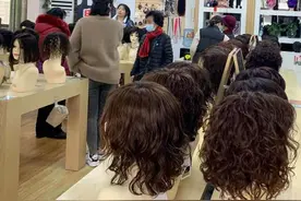 7年新开近30家新店，扬州缘何兴起假发专卖店？图片