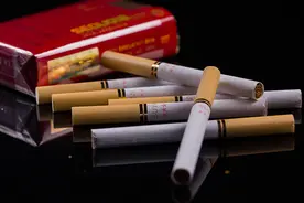 都爱抽烟，为什么日本人均寿命比我国高？医生从吸烟方式谈起图片