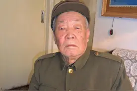 率领两个营硬扛美军，掩护师部撤退，他是180师第一个突围的人图片