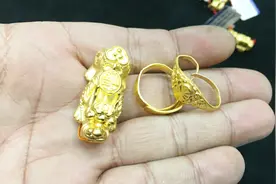 老话说的好“软金硬银”说的是黄金越软含金量越高吗？小汉告诉你视频封面