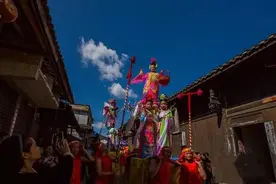 青林口高抬戏：人不看戏，戏看人图片