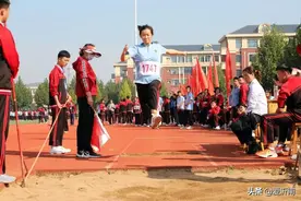临沂市沂南县沂南一中举行2021年秋季田径运动会图片