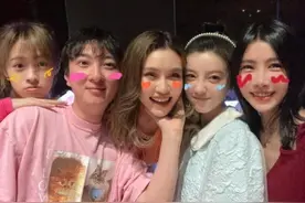 王思聪庆生，游艇飞机配前女友排场超前，他穿粉衣现场布置像小孩图片