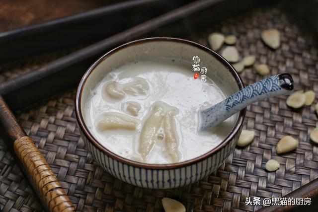 花胶蜂蜜能一起吃吗 2026年花胶配蜂蜜的功效