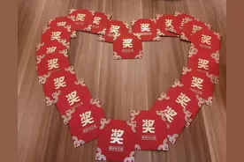 胎心监控异常未及时剖腹产婴儿窒息身亡，一级甲等事故医院被行政处罚，孕妇爆料：助产士去过节拿红包摆POSE图片