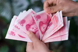 为什么退休人员5月份的养老金停发了，到底是什么原因，该怎么办图片