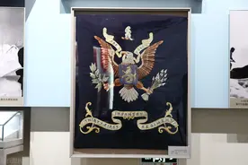 1950年，志愿军在长津湖全歼北极熊团，其团旗差点变成蒸笼布图片