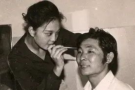 我，老北京人，37年前出国留学，街头吹笙半辈子，如今想回祖国图片